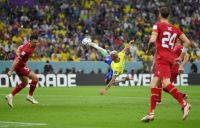 Contundente triunfo de Brasil en su debut en el Mundial