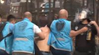 Vergonzoso operativo policial manchó los festejos en el Obelisco
