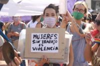 Las mujeres representan el 64% de la pobreza en Argentina