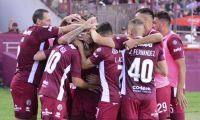 River y Boca se arrimaron al puntero Lanús
