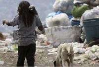 La pobreza infantil en Santa Fe superó el 80%